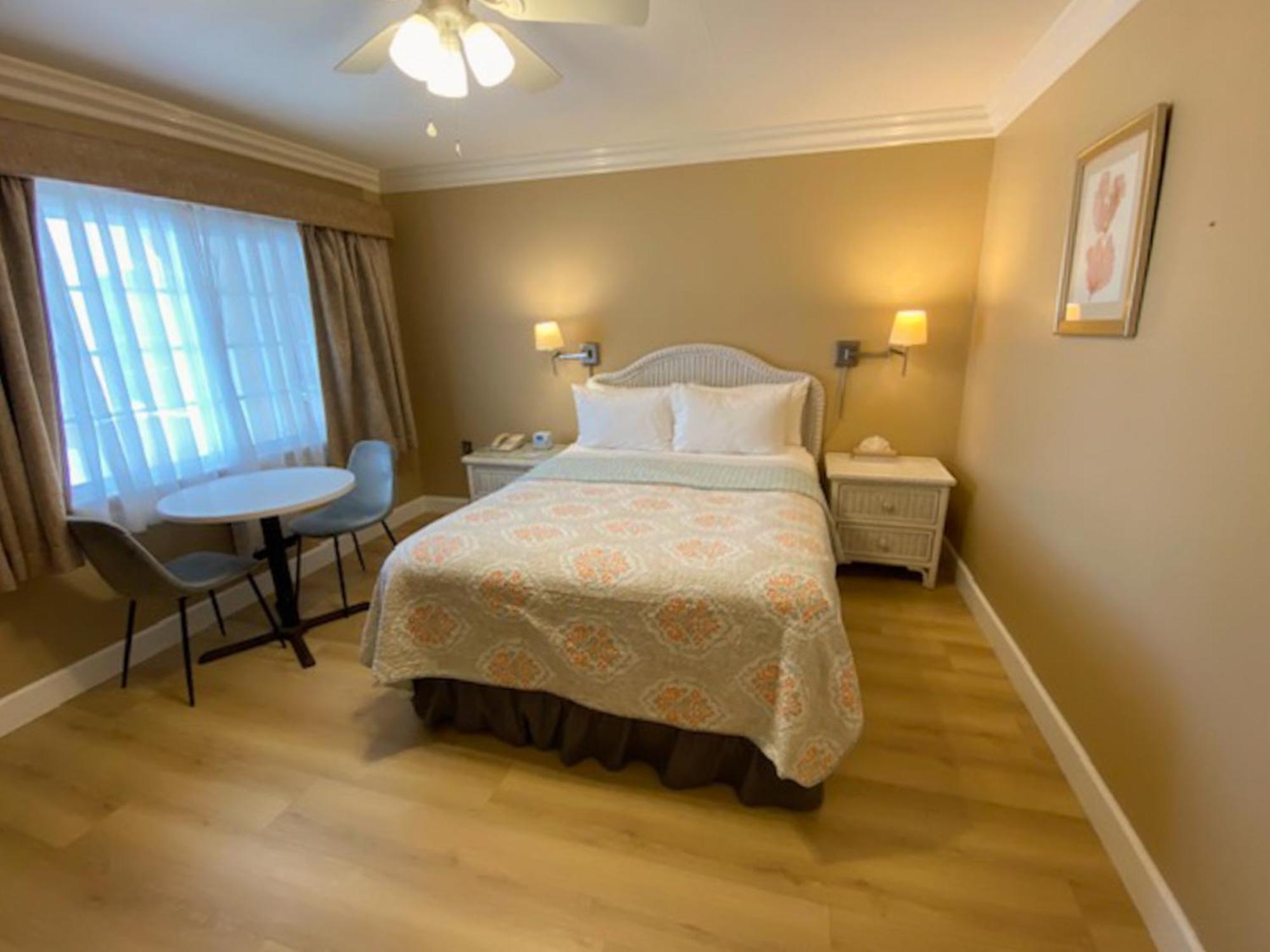 Cliff House Inn Muscle Shoals Ruang foto